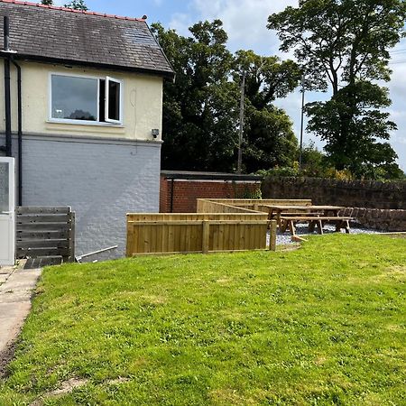 Barnston House - Heswall - Spacious Homely Holiday Home By Rework Accommodation Eksteriør billede