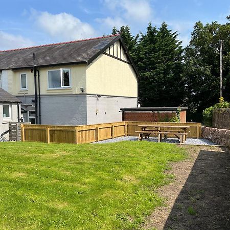 Barnston House - Heswall - Spacious Homely Holiday Home By Rework Accommodation Eksteriør billede
