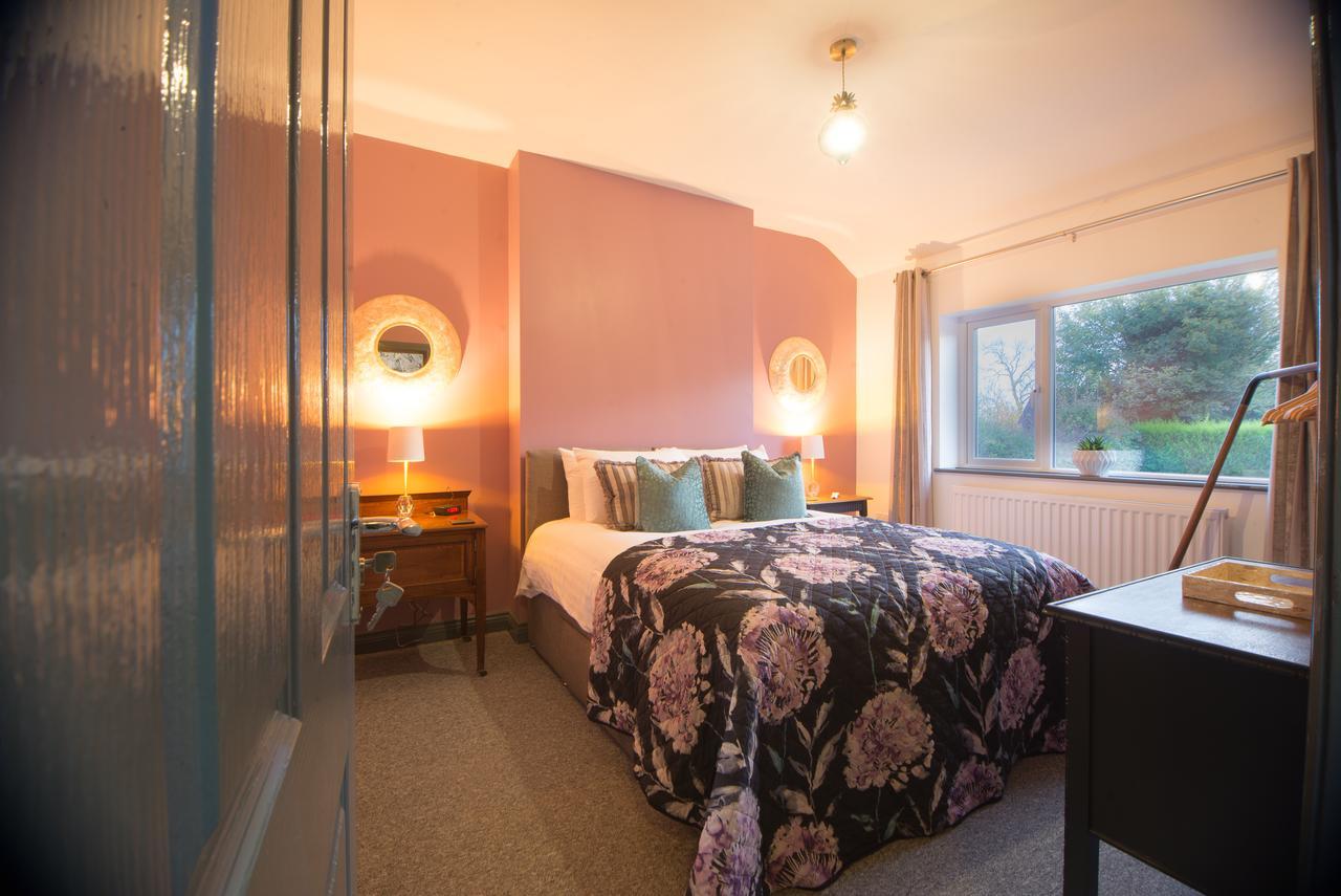Barnston House - Heswall - Spacious Homely Holiday Home By Rework Accommodation Eksteriør billede